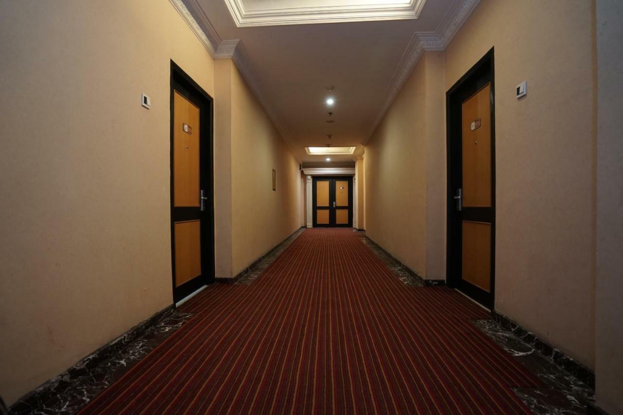 Capital O 1128 Hotel Imara Palembang Kültér fotó