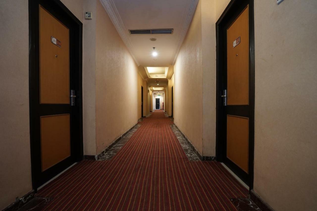 Capital O 1128 Hotel Imara Palembang Kültér fotó